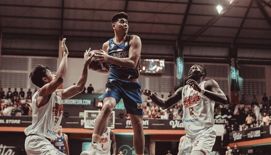 Putus Tren Negatif Selama Dua Musim, Satria Muda Raih Kemenangan Laga Perdana