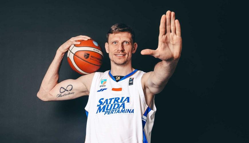 Kembali Pada Seorang Artem Pustovyi